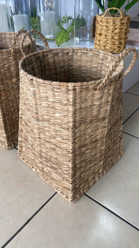 CANASTA DE MIMBRE