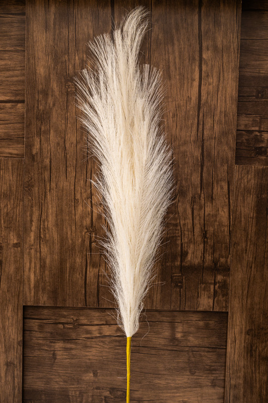 PLUMA ARTIFICIAL,  90 CM, COLOR CREMA
