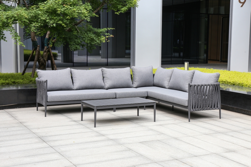 SET DE SOFA SECIONAL + MESA DE CENTRO