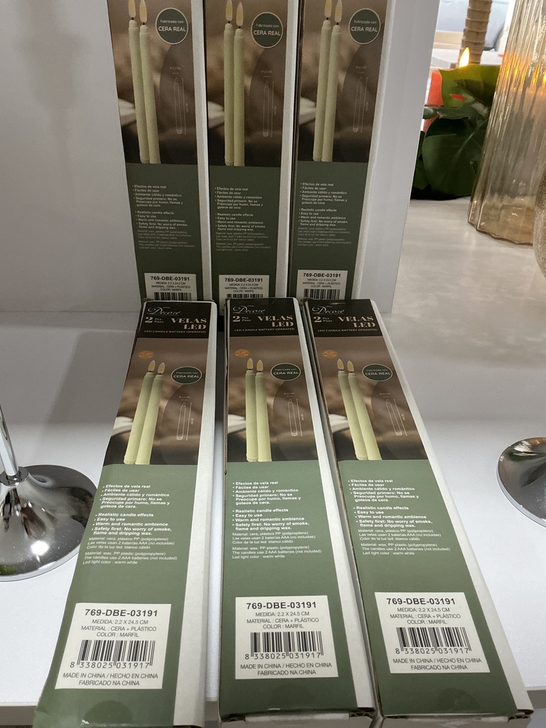 SET DE 2 VELAS COLOR CREMA 