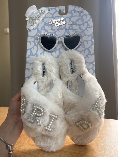 [HYGRL0047] PANTUFLAS BRIDE CLIP+LENTES "M"